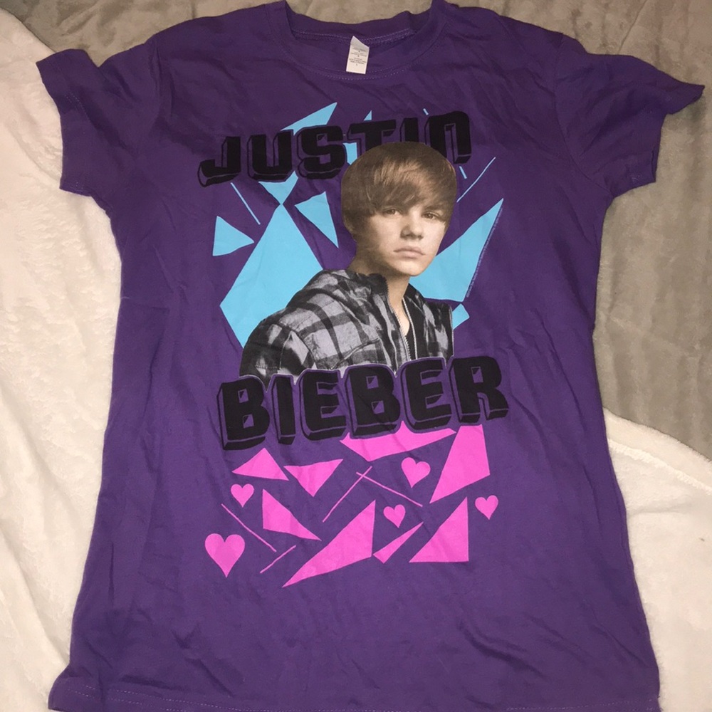 2010 size large Justin Bieber shirt